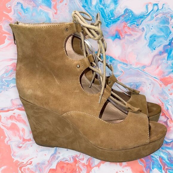 J/SLIDES Tan Caged Lace Up Platform Wedges Size 10 Suede Microfiber. - Picture 1 of 9